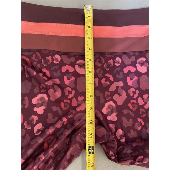 Athleta Elation Abstract Burgundy High Rise 7/8 Tight Women’s Size M Medium NEW - Picture 6 of 7